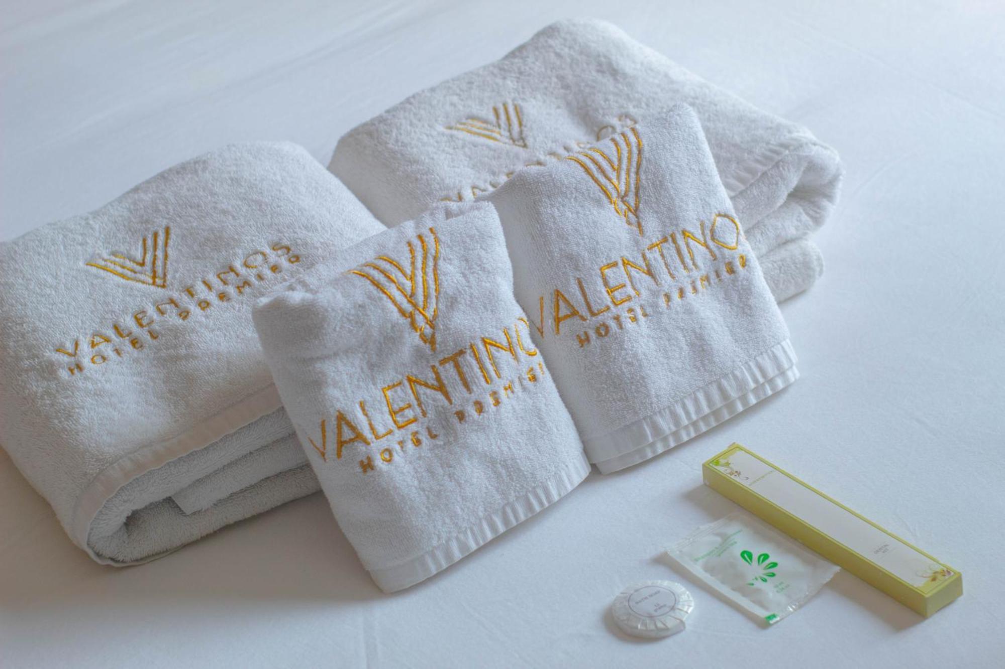 Valentino's Hotel Angeles Esterno foto
